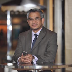 Siapakah Sebenarnya Penasihat Syariah Public Gold?